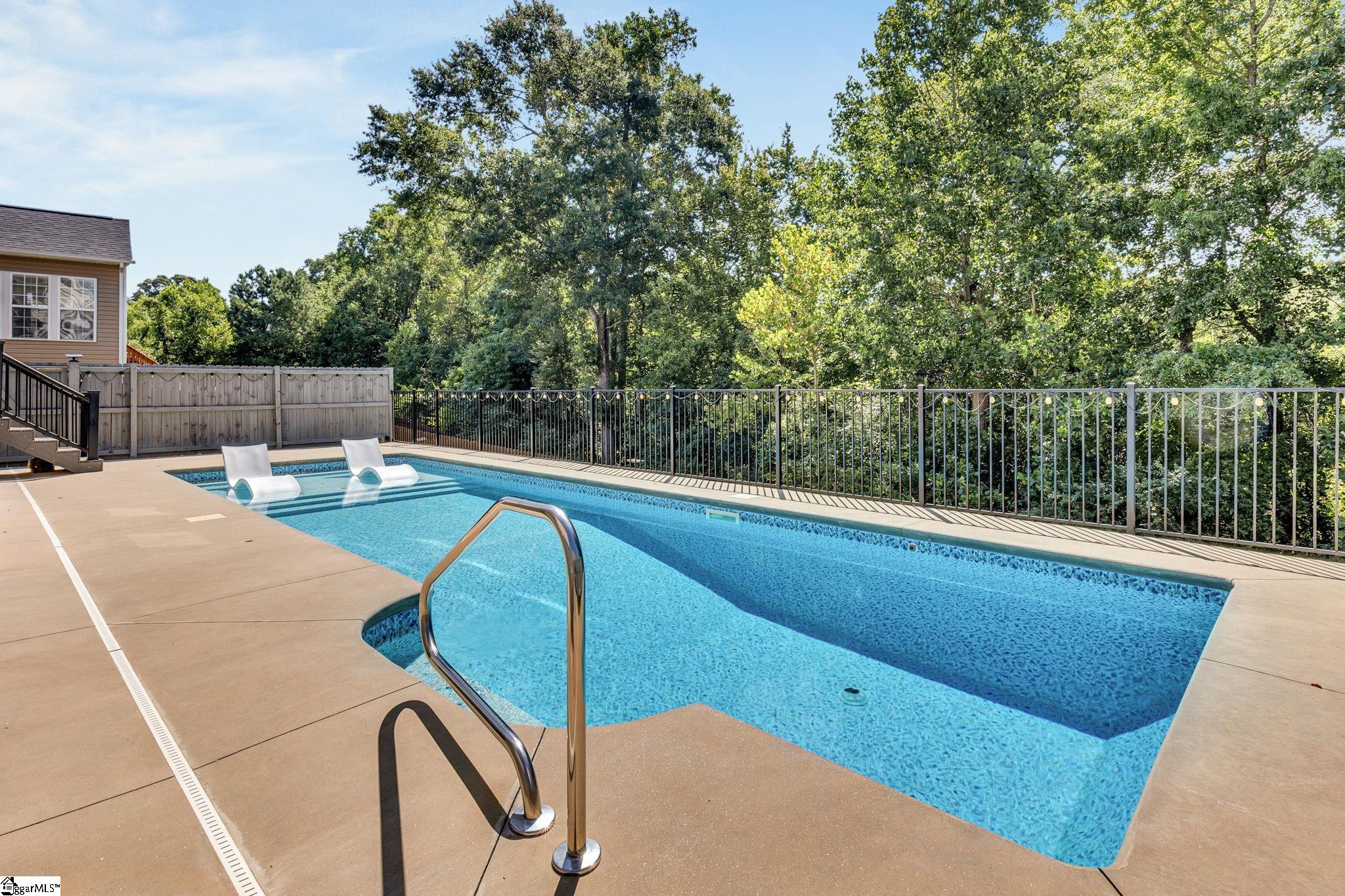 35 Ridgeleigh Way Simpsonville, SC 29681
