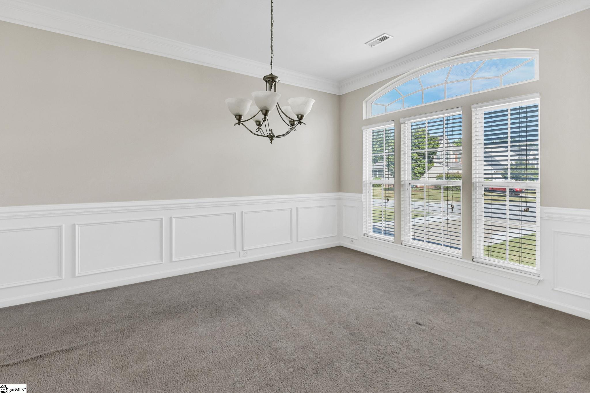 35 Ridgeleigh Way Simpsonville, SC 29681