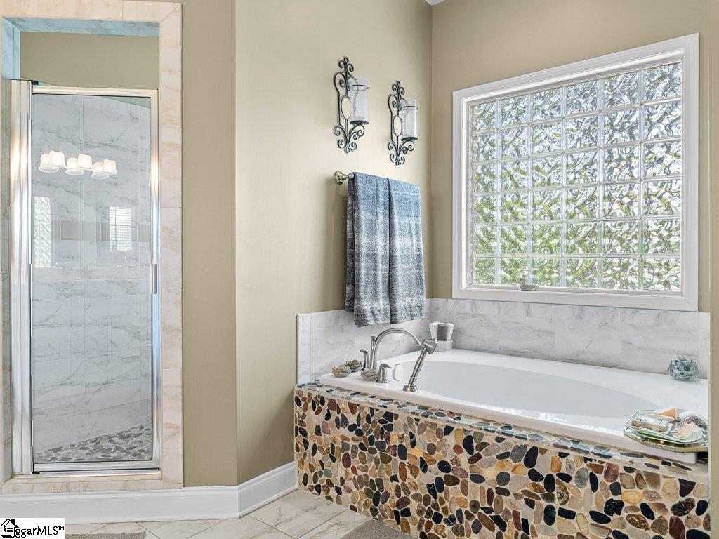 688 Mosswood Lane Spartanburg, SC 29301