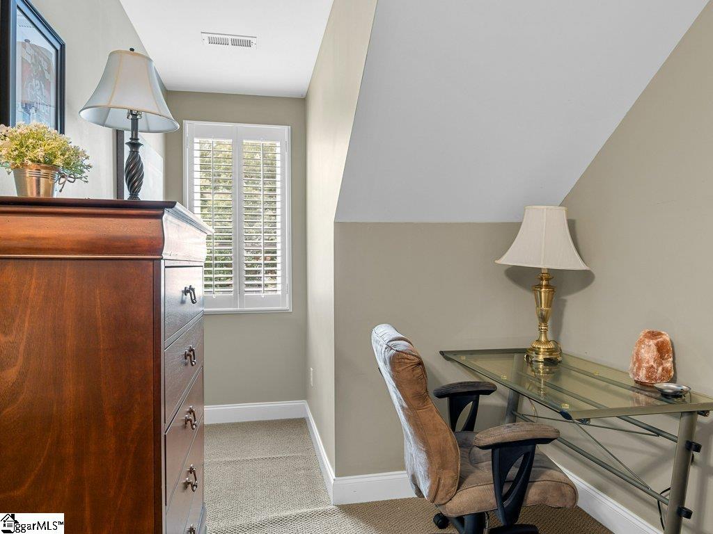 688 Mosswood Lane Spartanburg, SC 29301