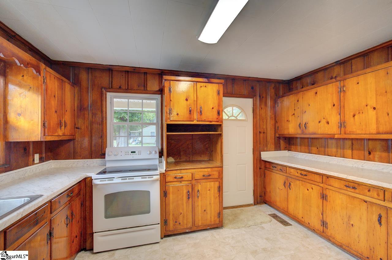 107 Hillside Drive Anderson, SC 29625