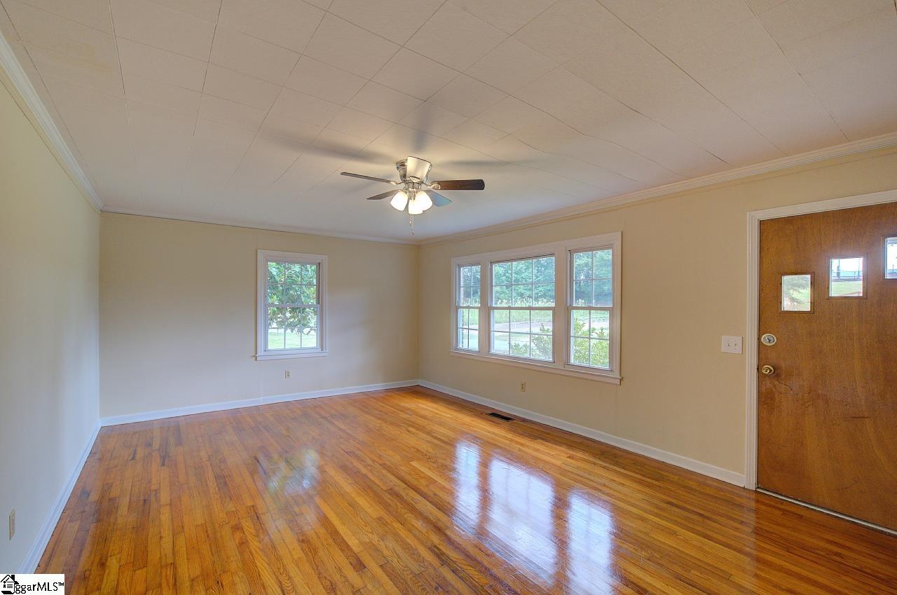 107 Hillside Drive Anderson, SC 29625