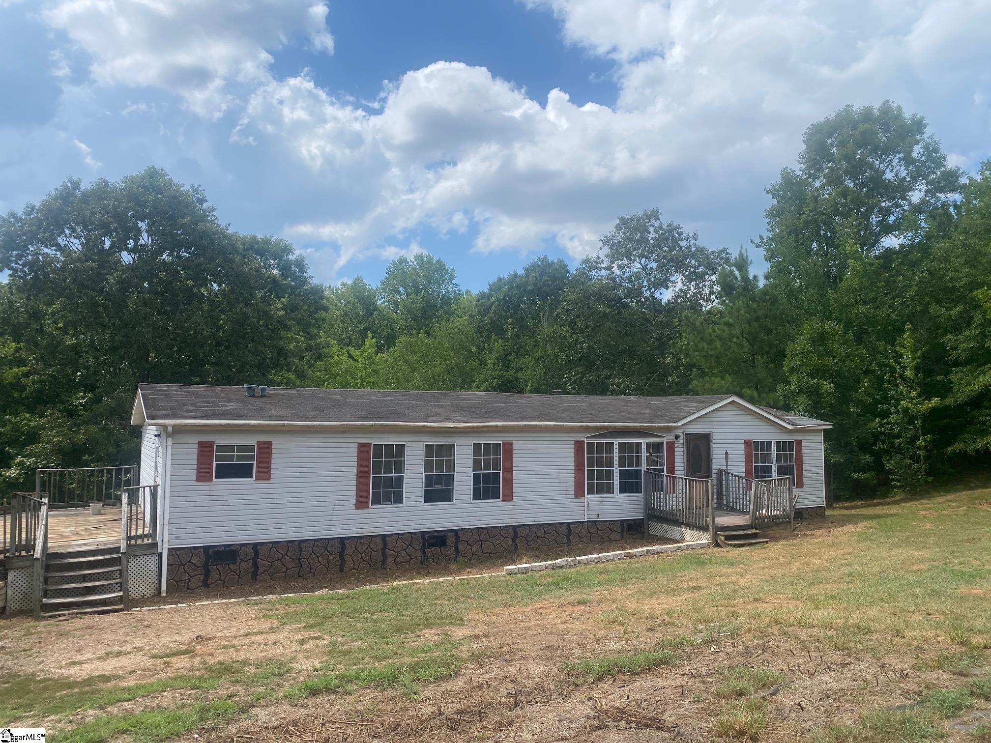 124 Lucille Drive Gray Court, SC 29645