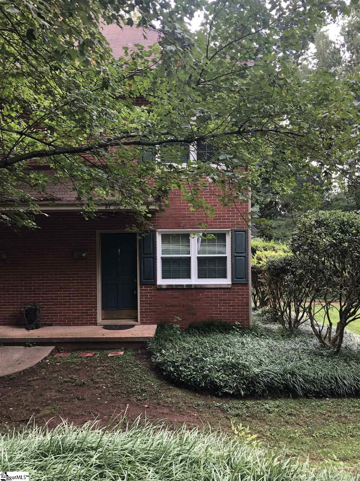27 Faris Circle Greenville, SC 29605