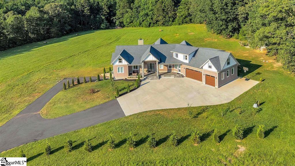 5655 Henderson Hill Road Chesnee, SC 29323