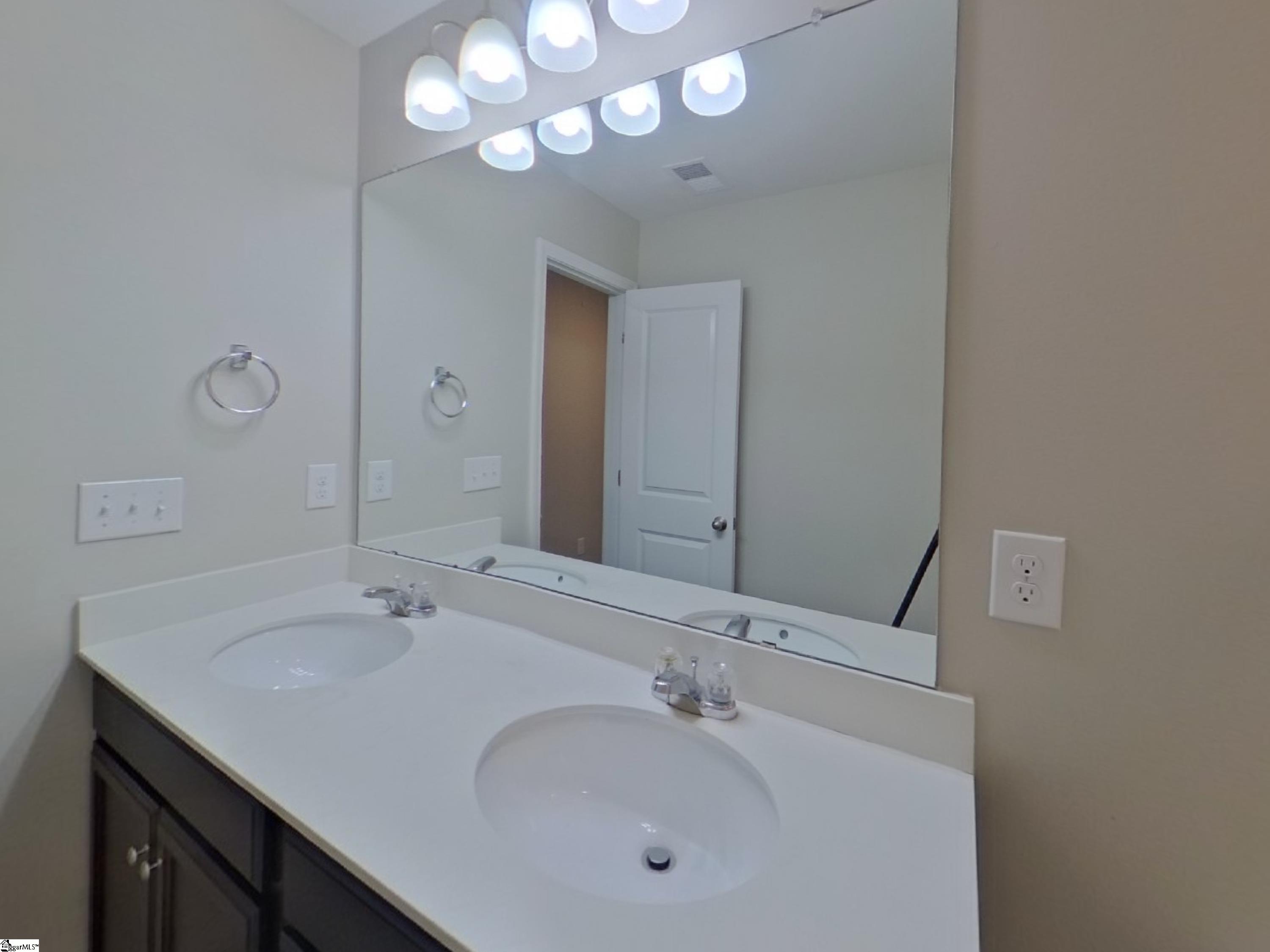 260 Miller Drive Woodruff, SC 29388-9363