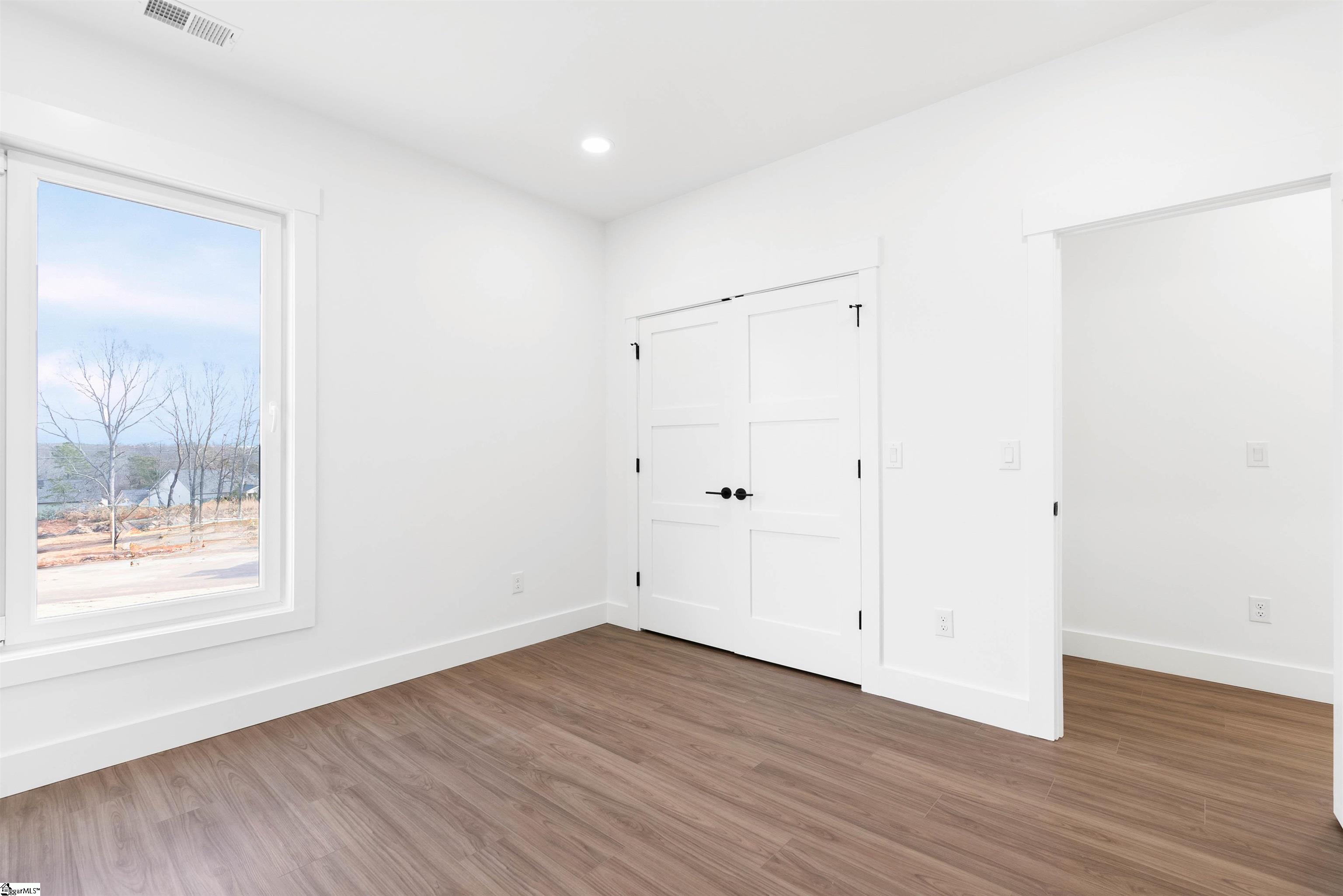 741 New South Court Wellford, SC 29385