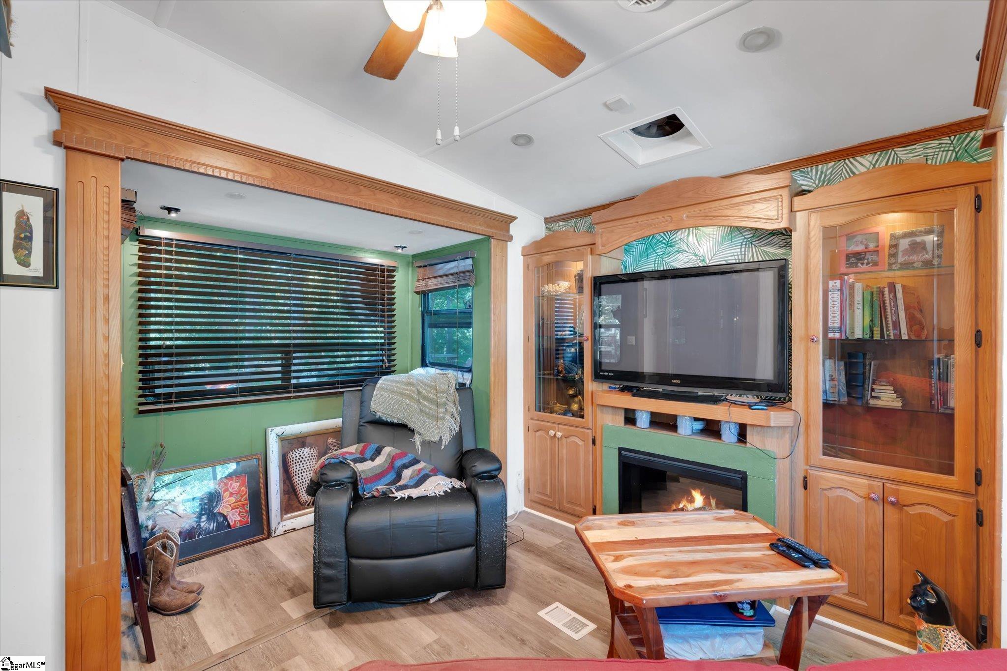 522 Loop Circle Westminster, SC 29693-5644