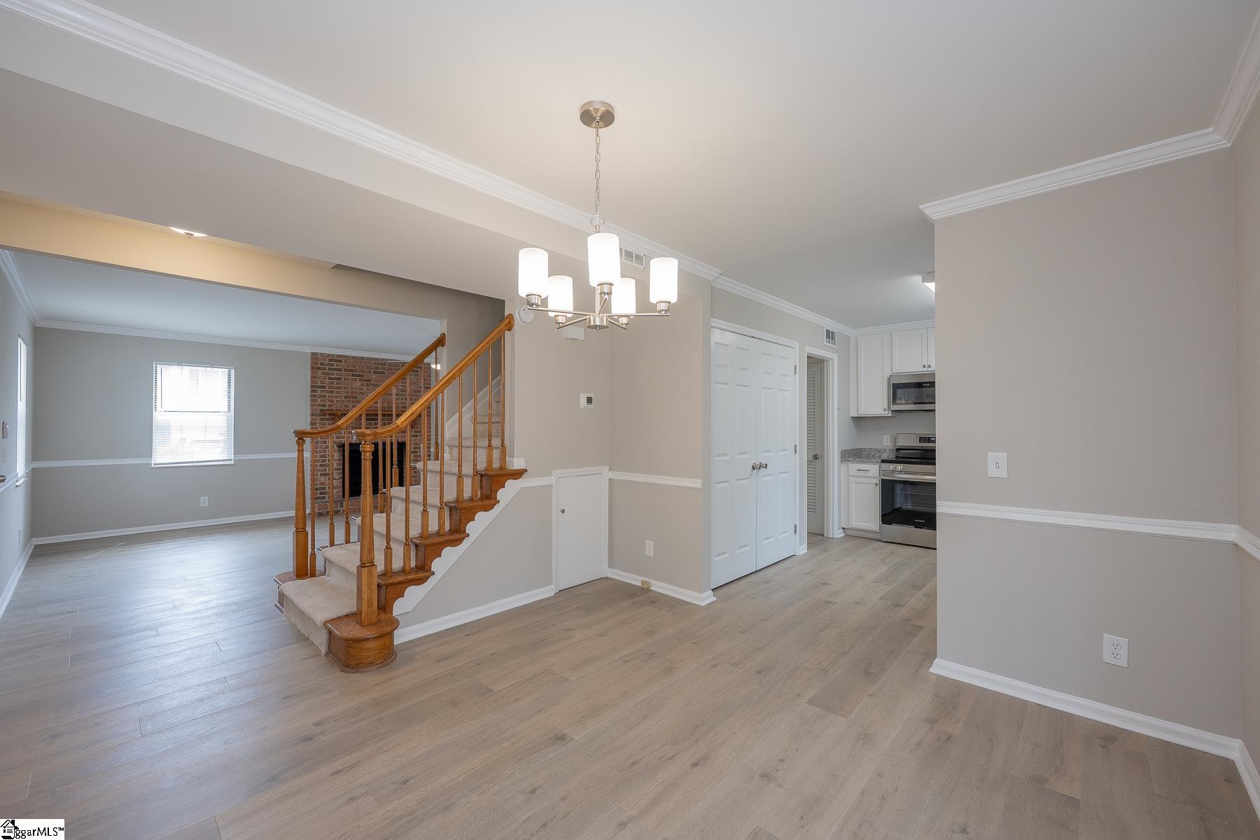 97 Jamestowne Way Taylors, SC 29687
