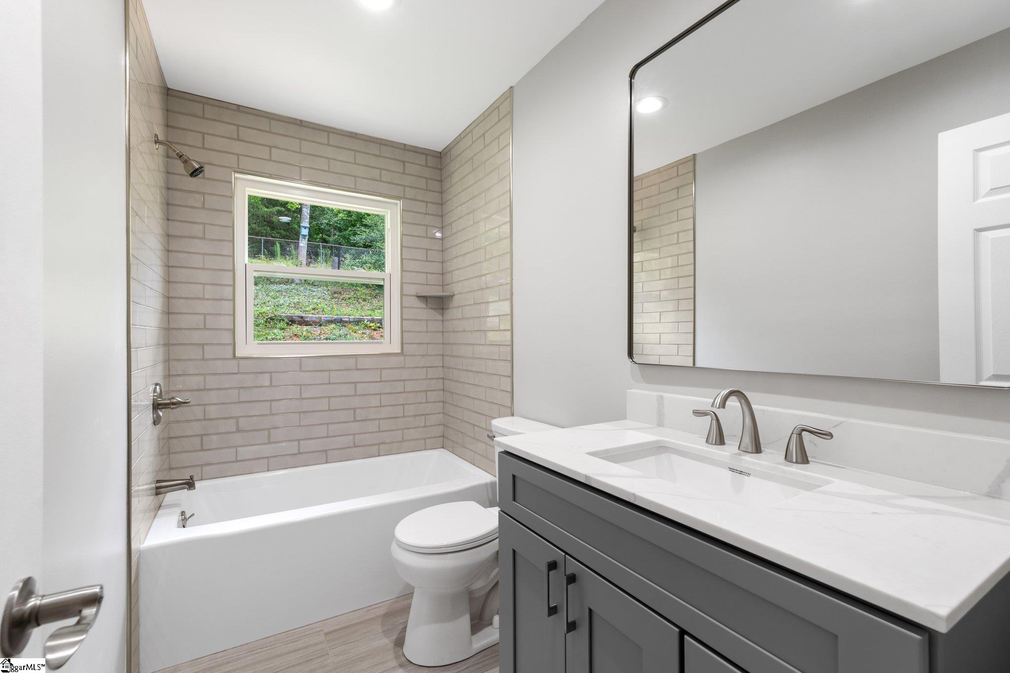 12 Burlwood Court Taylors, SC 29687