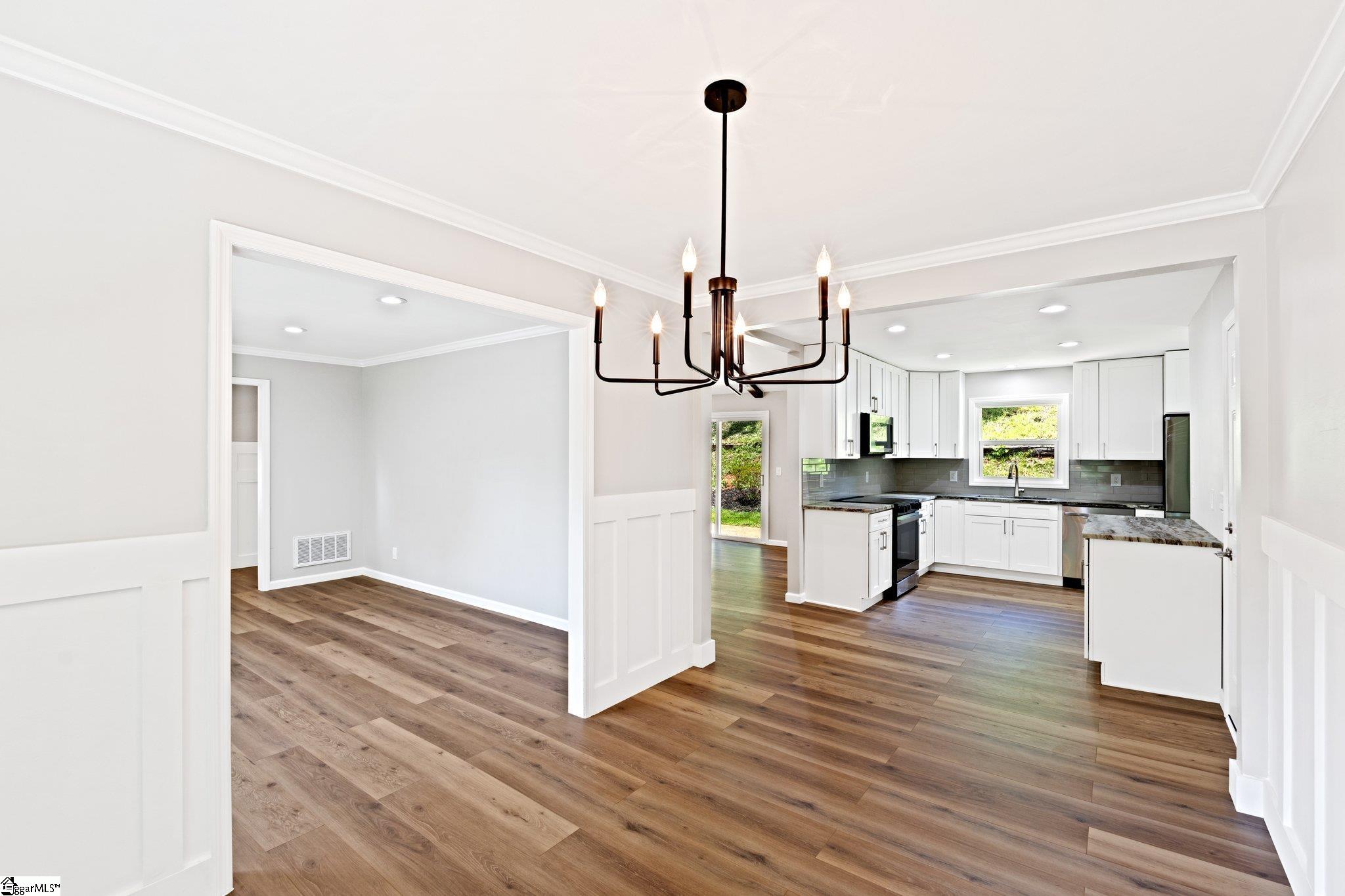 12 Burlwood Court Taylors, SC 29687