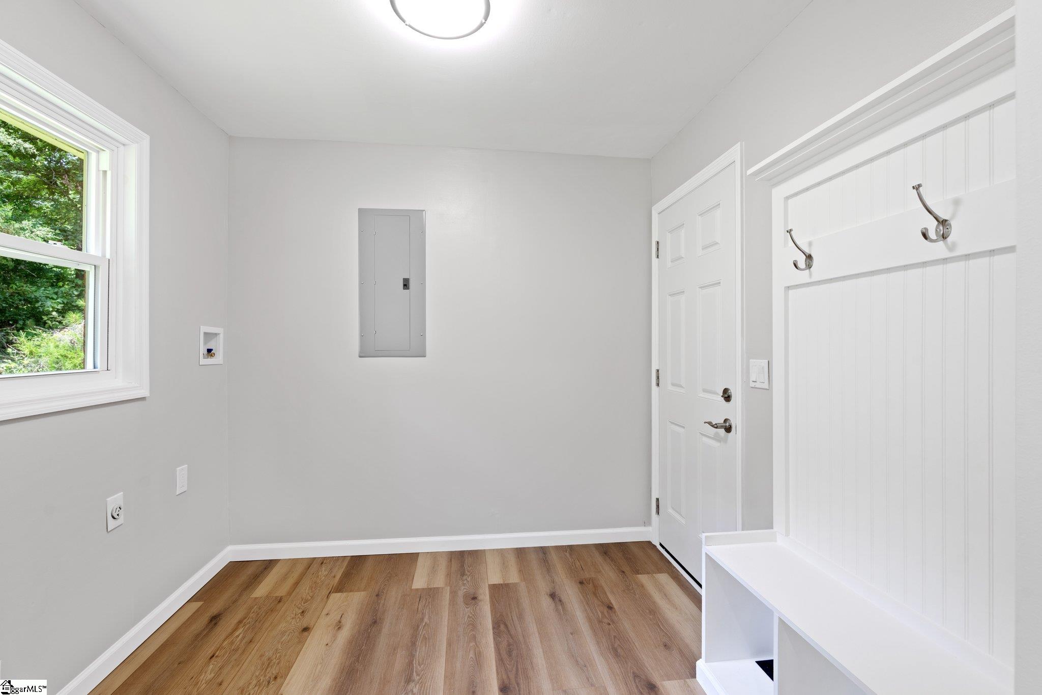 12 Burlwood Court Taylors, SC 29687