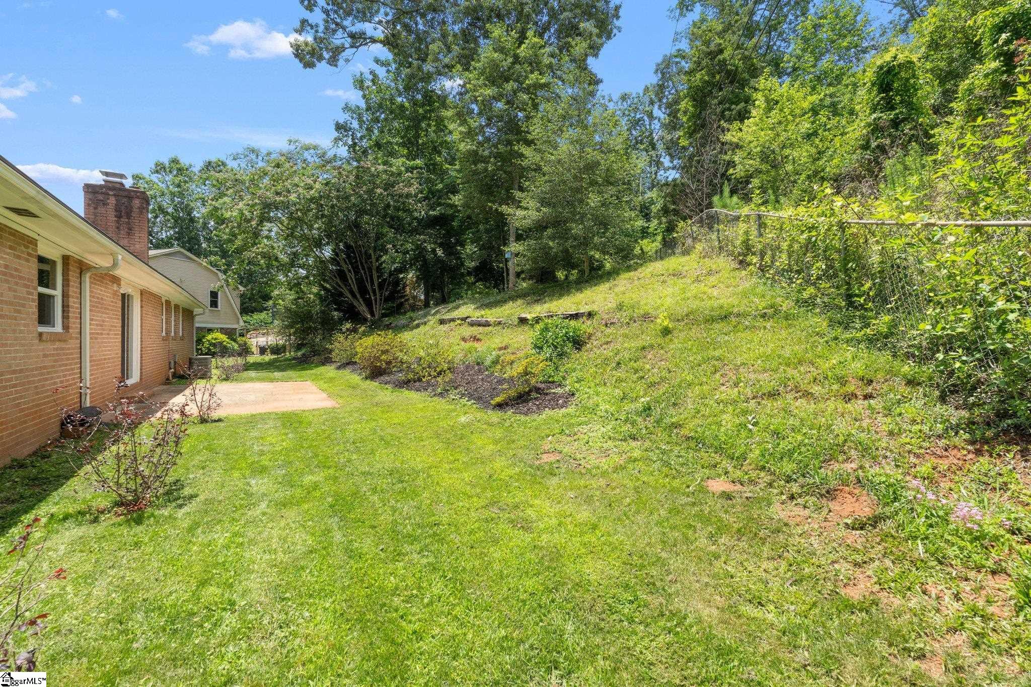 12 Burlwood Court Taylors, SC 29687