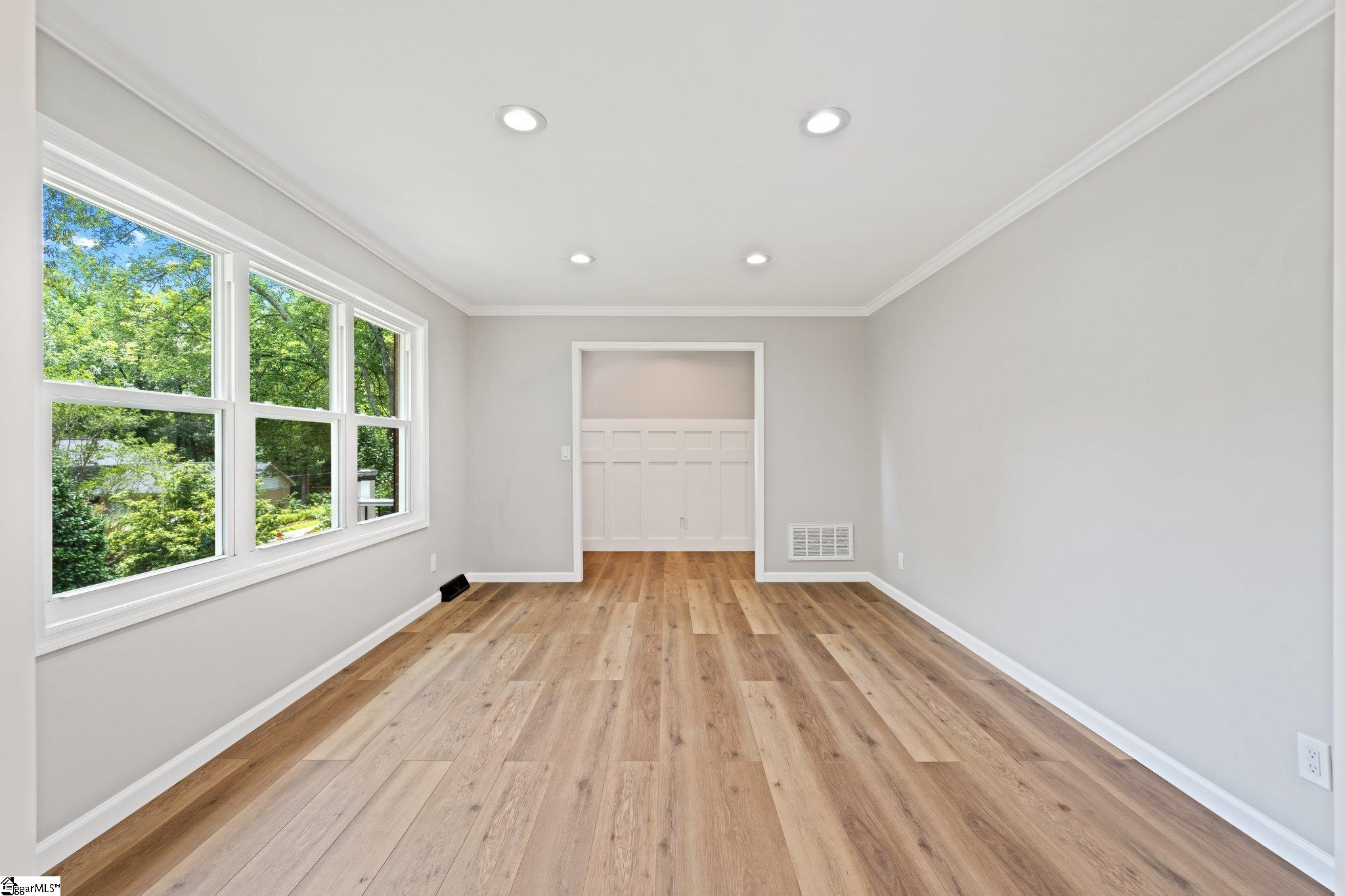 12 Burlwood Court Taylors, SC 29687
