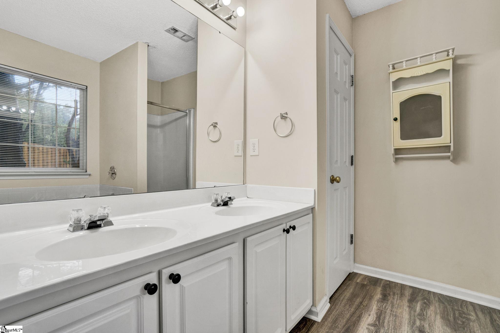 300 Turnbridge Trail Simpsonville, SC 29680