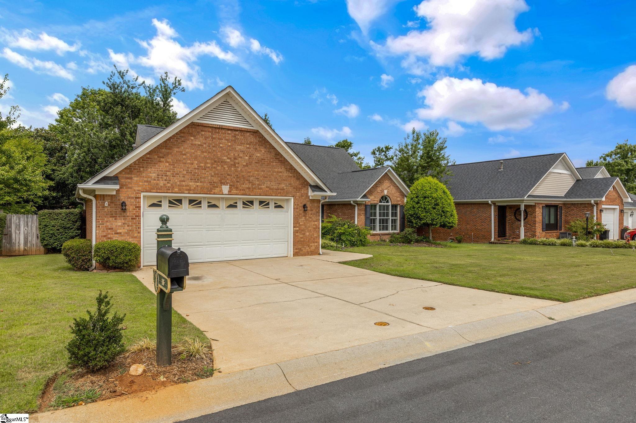 16 Arbours West Lane Moore, SC 29369