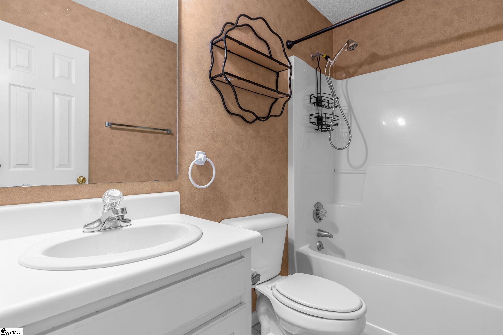 16 Arbours West Lane Moore, SC 29369