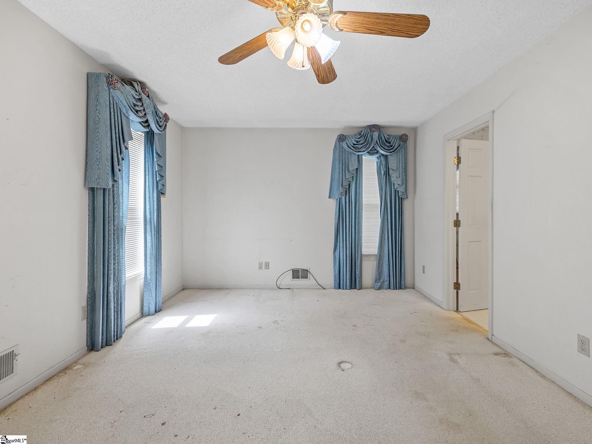 107 Gable Court Spartanburg, SC 29307-224