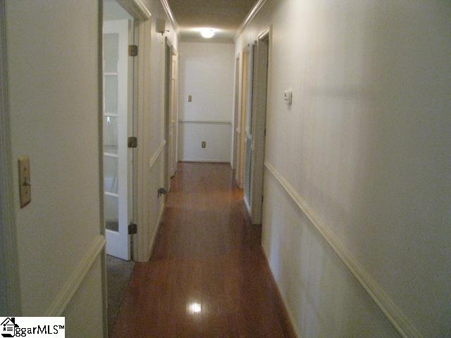 107 Gable Court Spartanburg, SC 29307-224