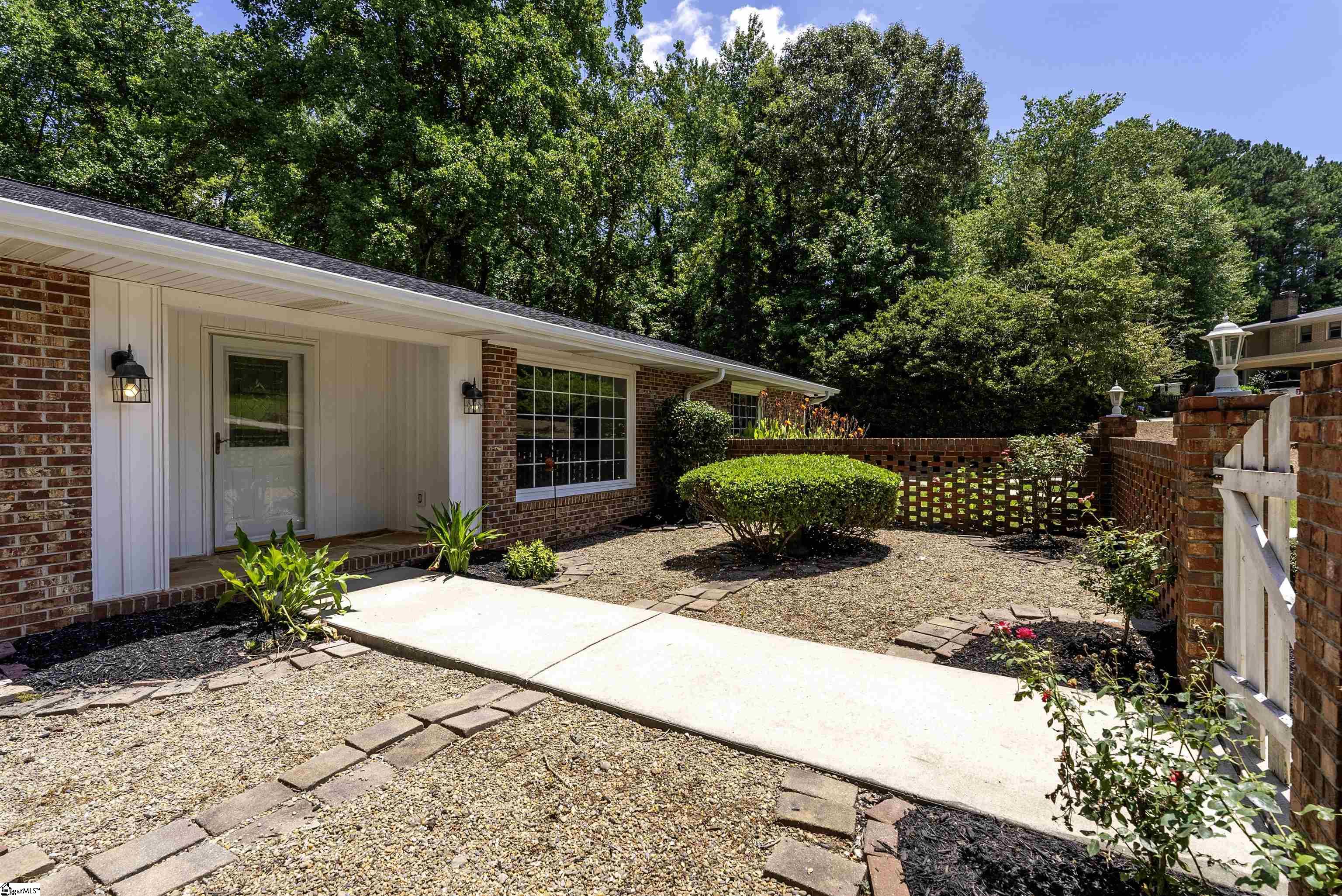 313 Haverhill Circle Easley, SC 29640