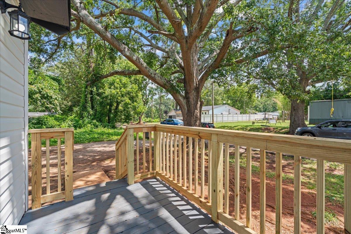 400 Palmetto Avenue Greenville, SC 29611