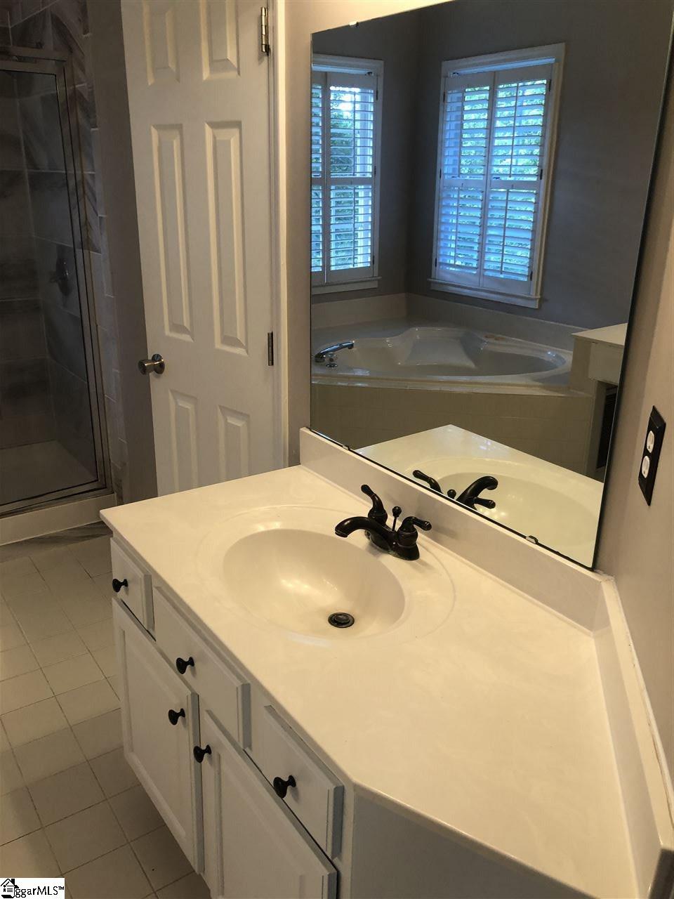 4 Birchleaf Lane Greenville, SC 29650