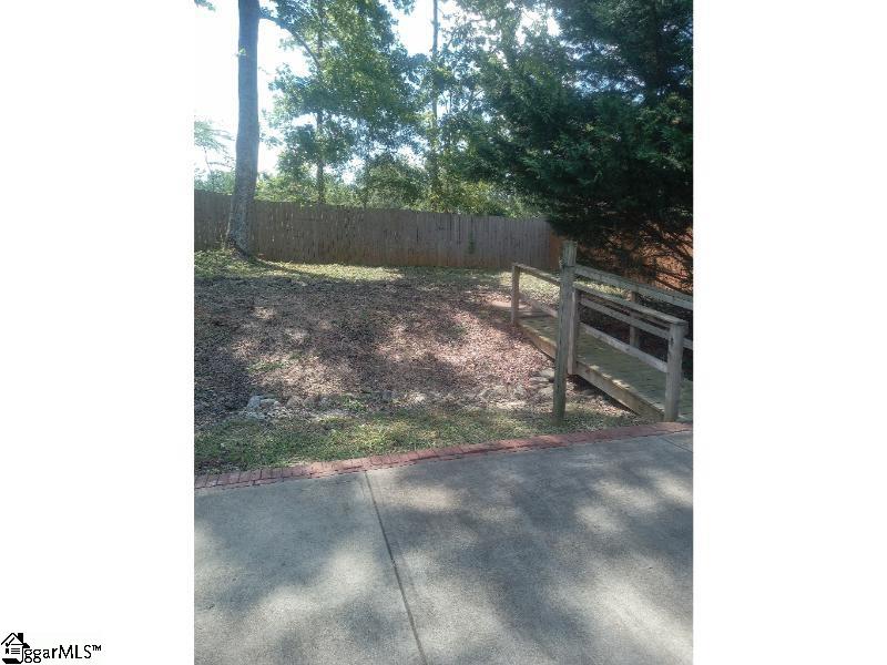 504 Airdale Lane Simpsonville, SC 29680