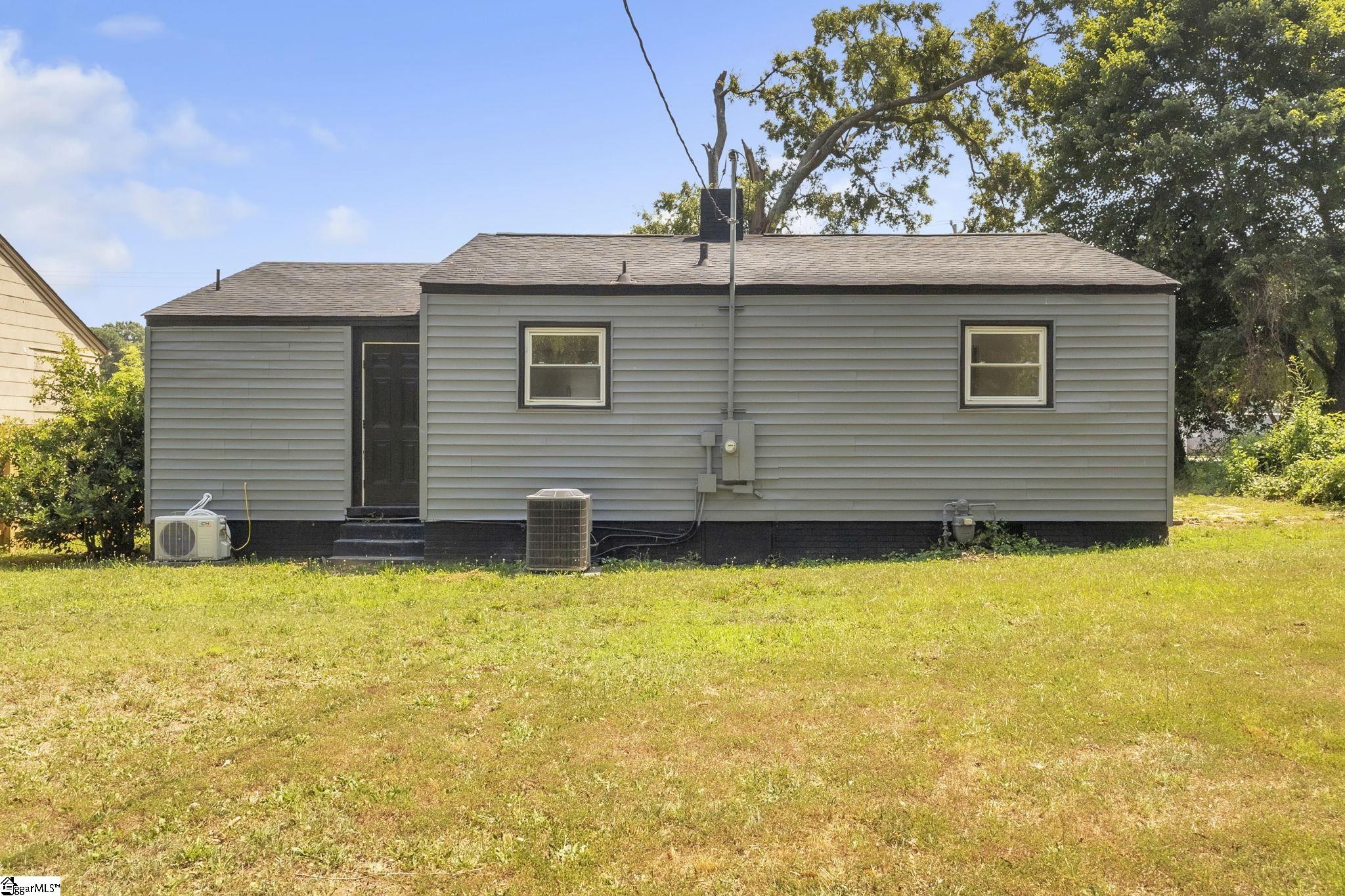 2318 S McDuffie Street Anderson, SC 29624