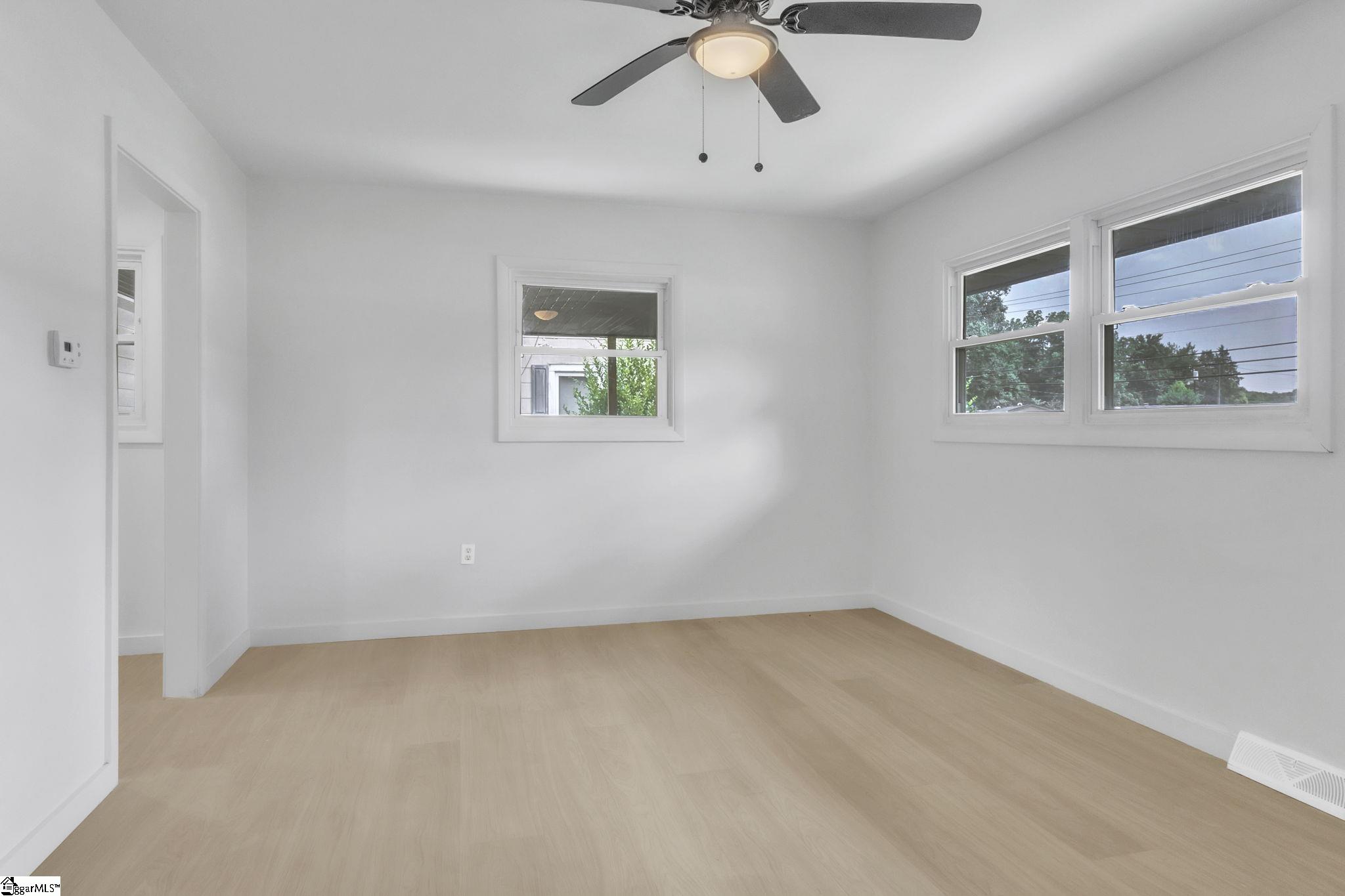 2318 S McDuffie Street Anderson, SC 29624