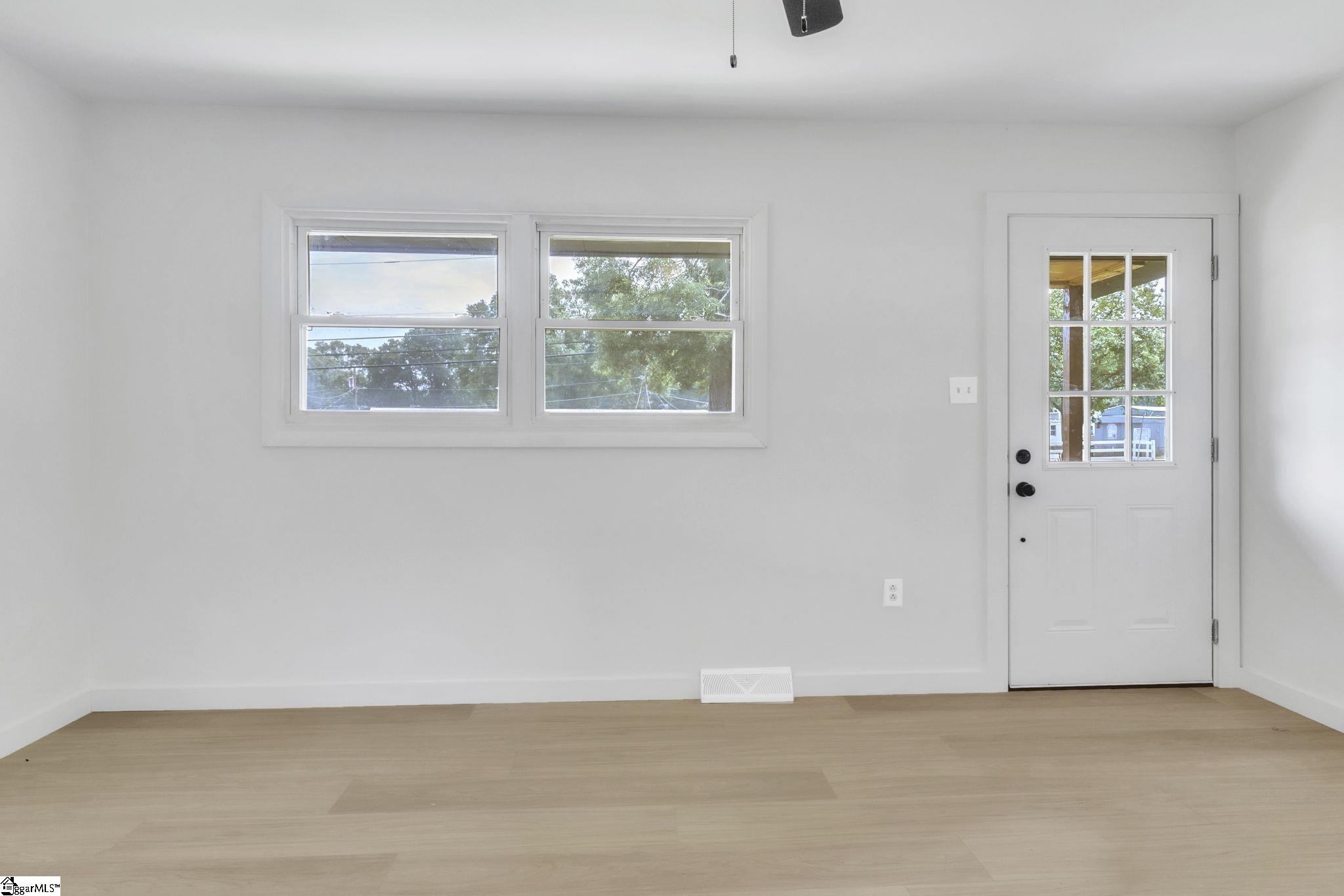 2318 S McDuffie Street Anderson, SC 29624