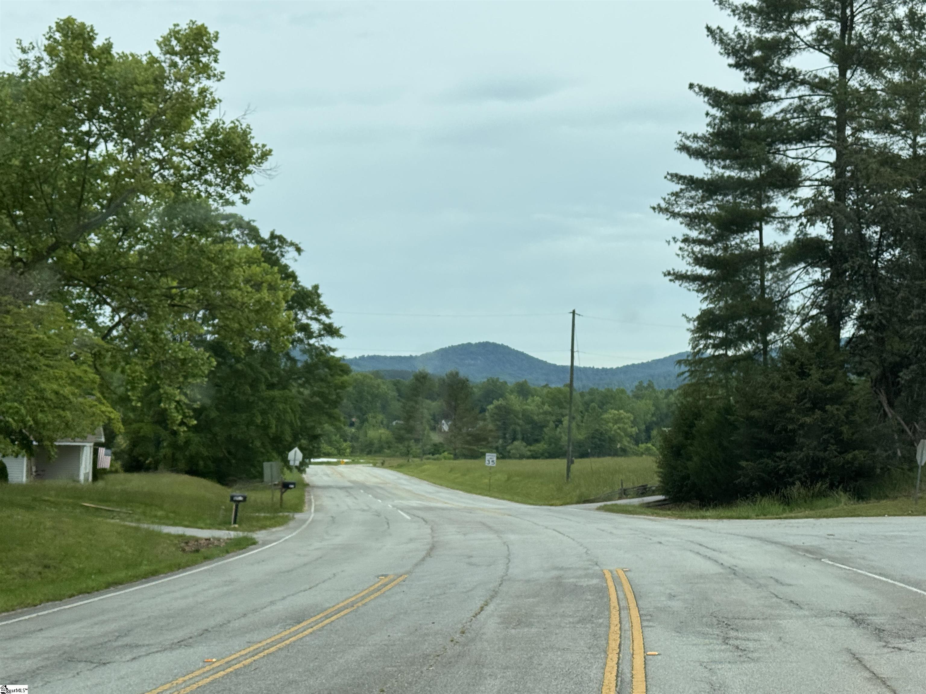8875 N Tigerville Road Travelers Rest, SC 29690