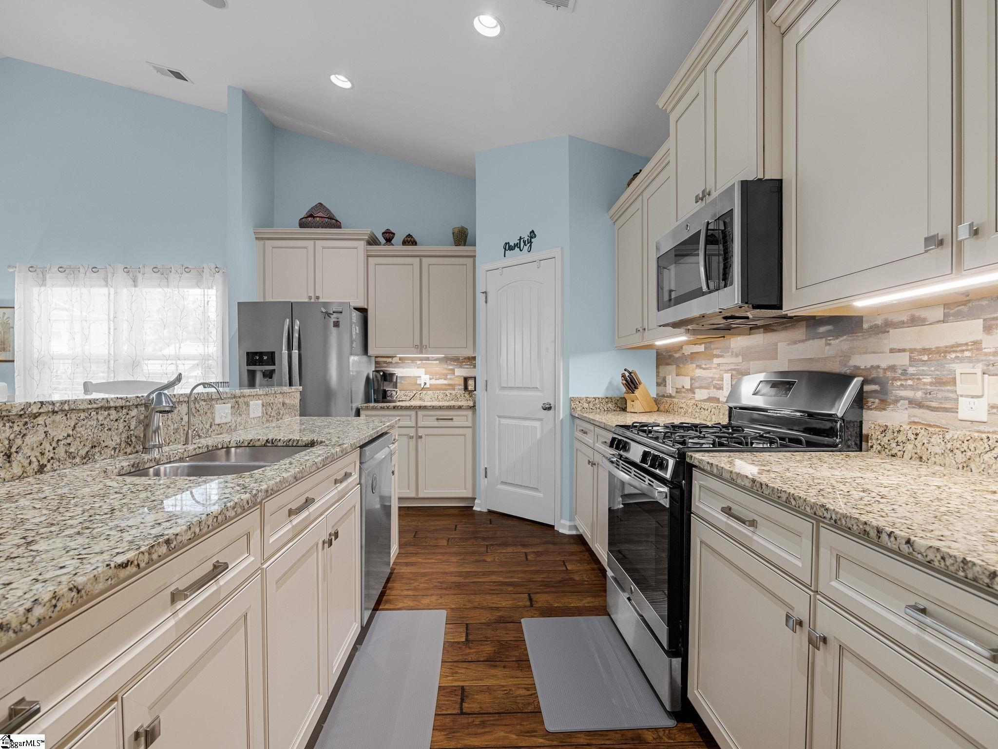 149 Damascus Drive Simpsonville, SC 29681
