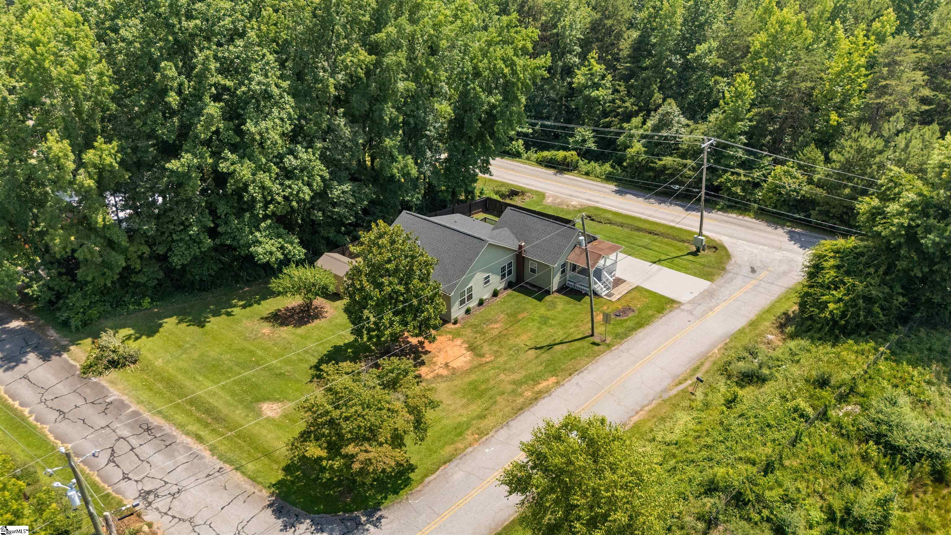 10 N Rockview Drive Greenville, SC 29609