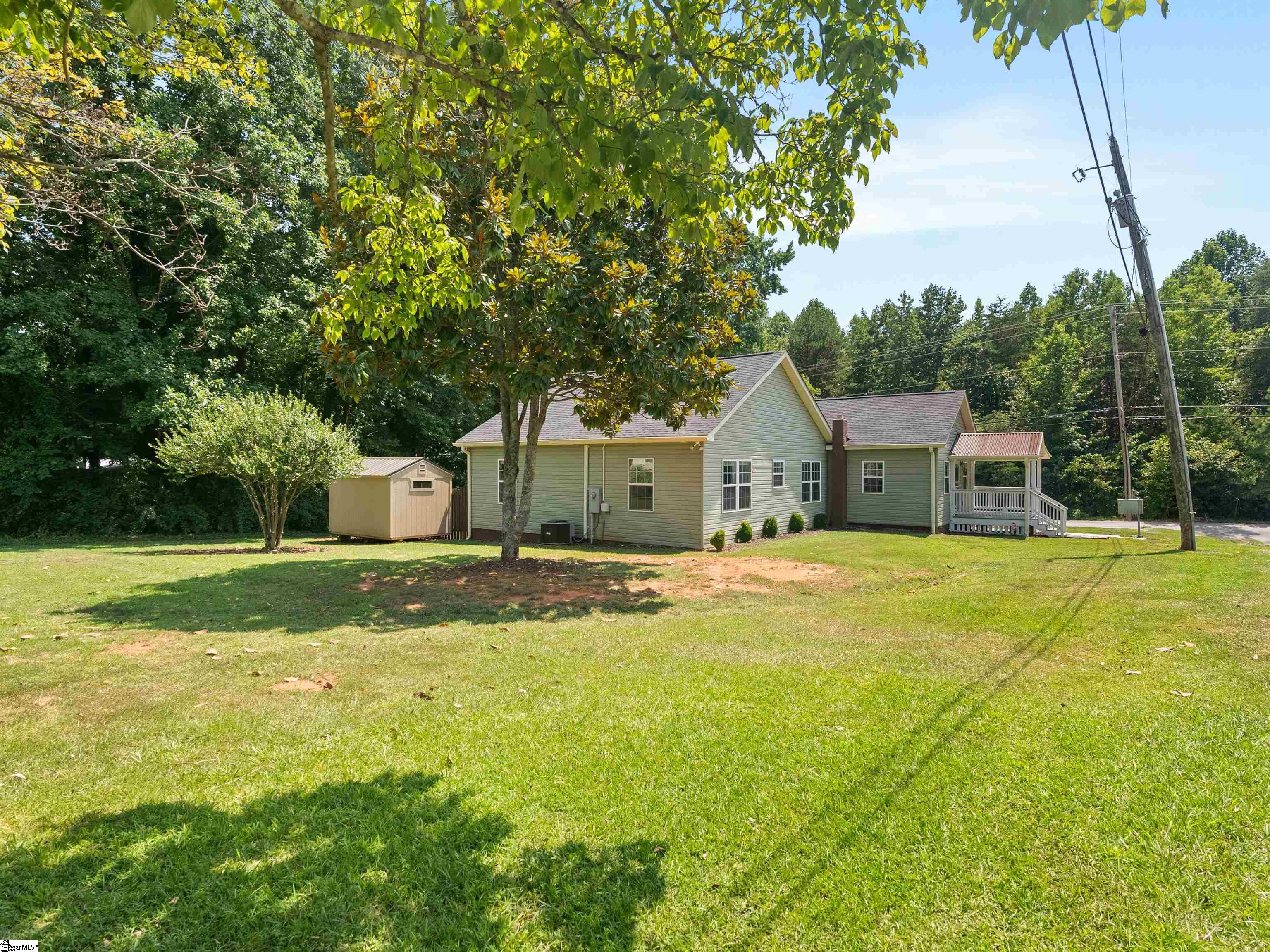 10 N Rockview Drive Greenville, SC 29609