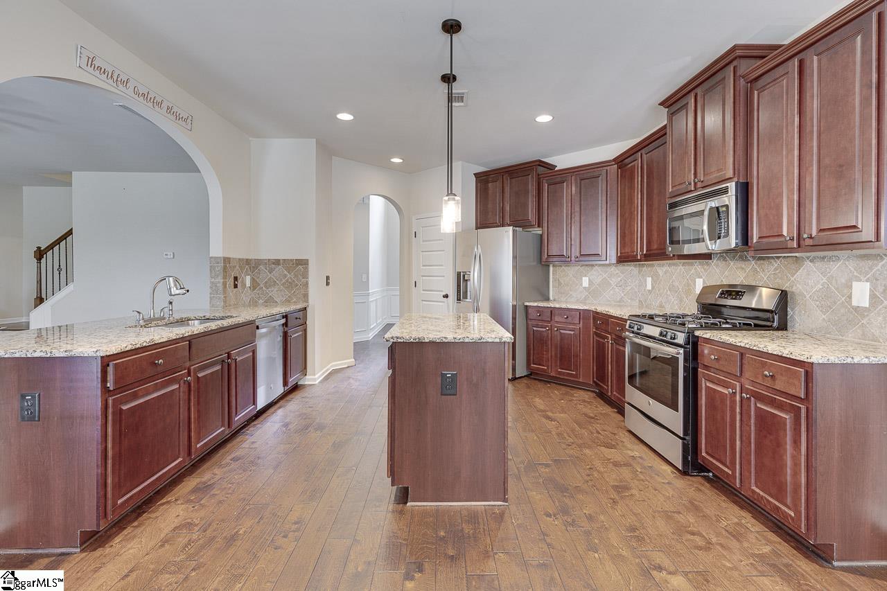 23 Corgi Drive Simpsonville, SC 29680
