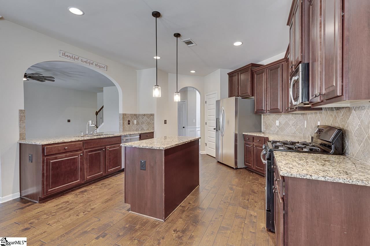 23 Corgi Drive Simpsonville, SC 29680