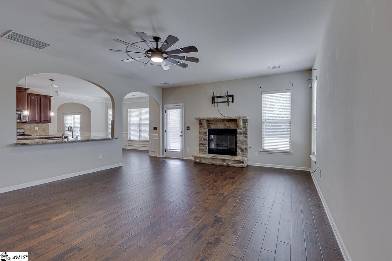 23 Corgi Drive Simpsonville, SC 29680