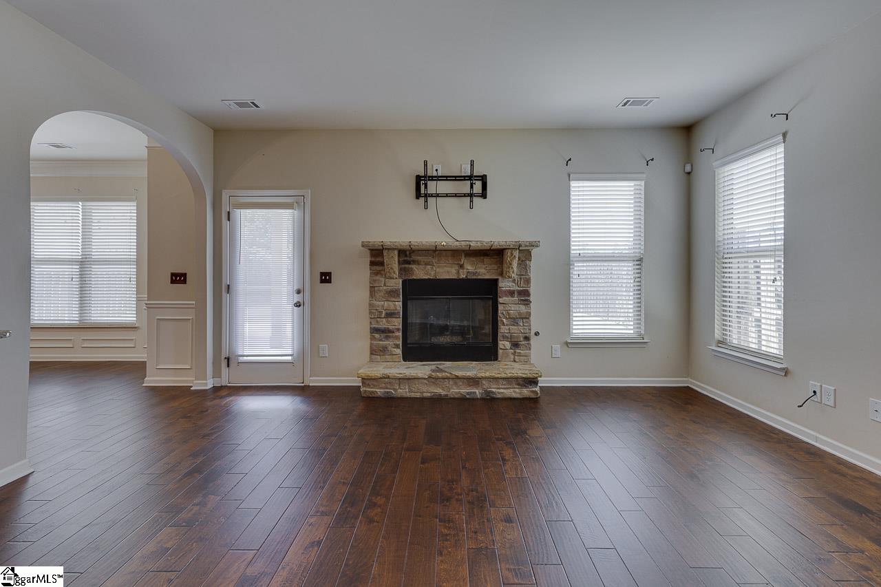 23 Corgi Drive Simpsonville, SC 29680