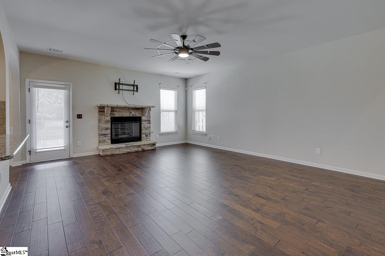 23 Corgi Drive Simpsonville, SC 29680