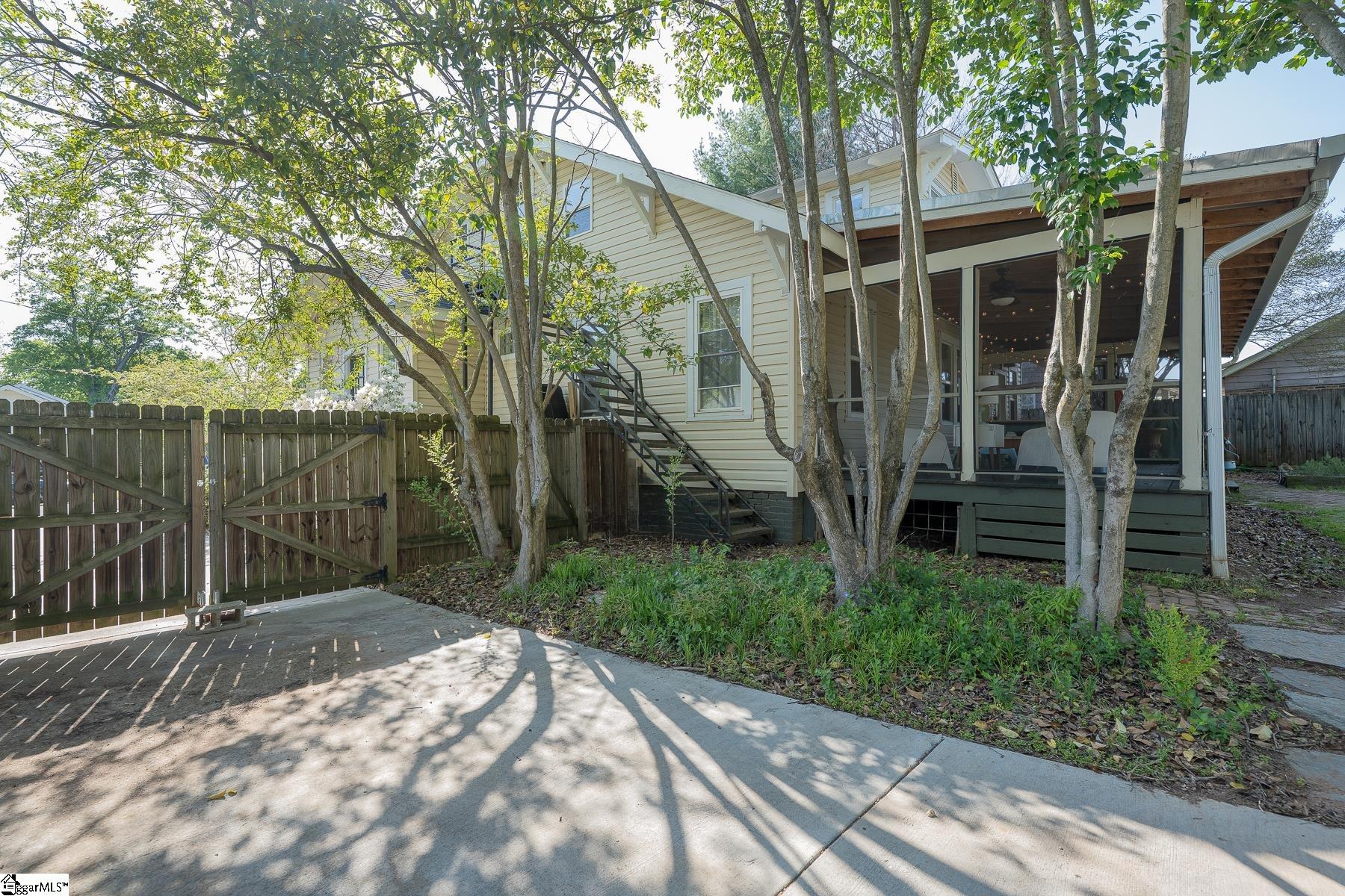 105 Ladson Street Greenville, SC 29605