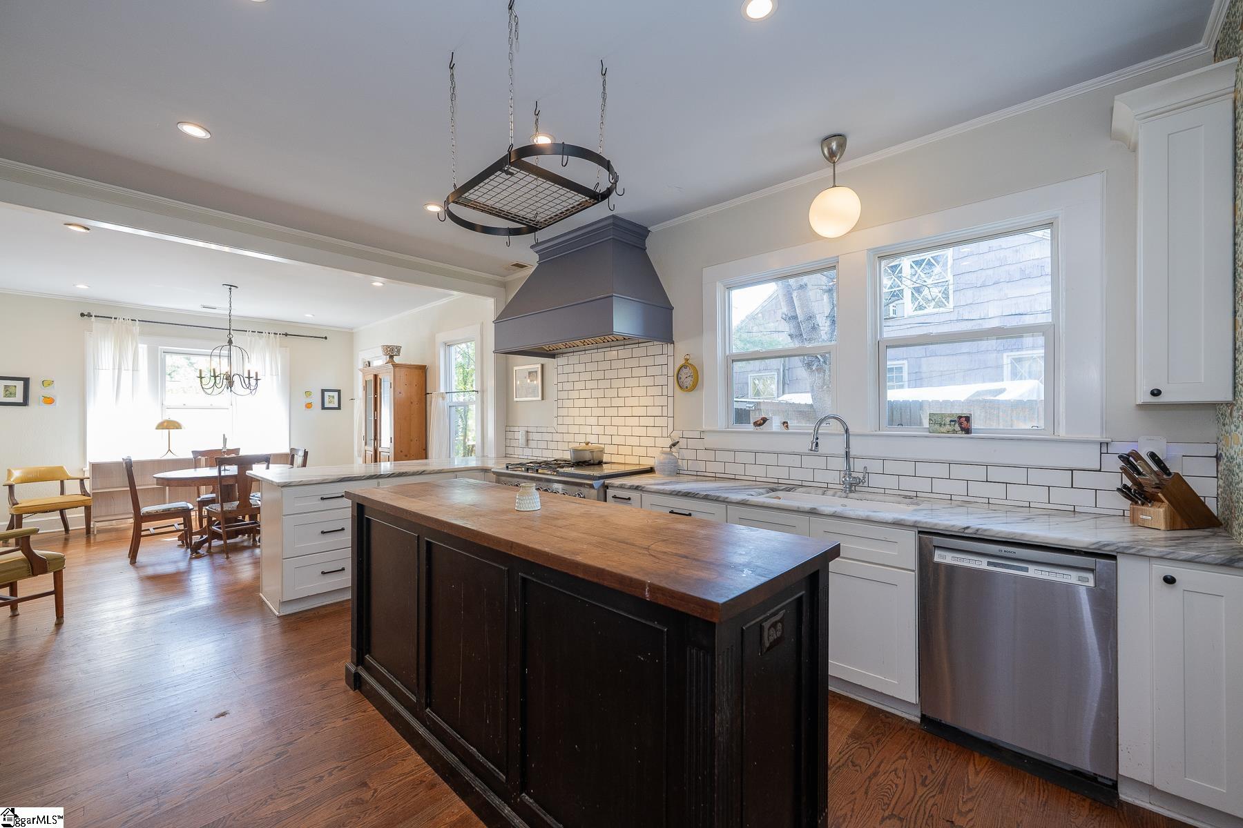 105 Ladson Street Greenville, SC 29605