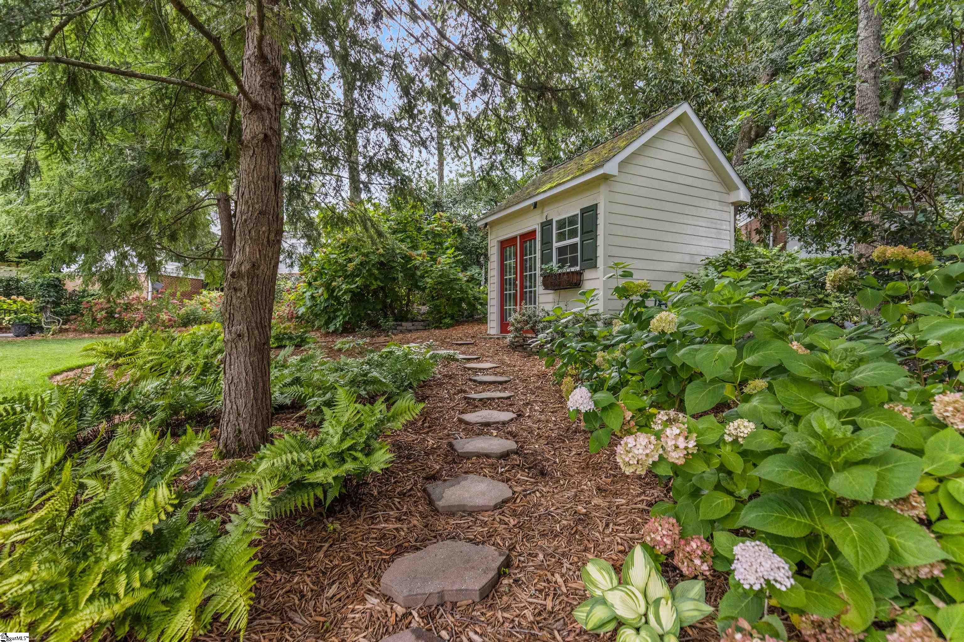 200 Augusta Street Easley, SC 29640