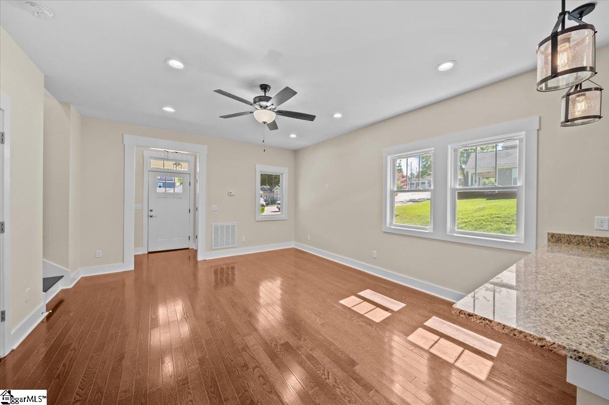 913 Dunbar Street Greenville, SC 29601