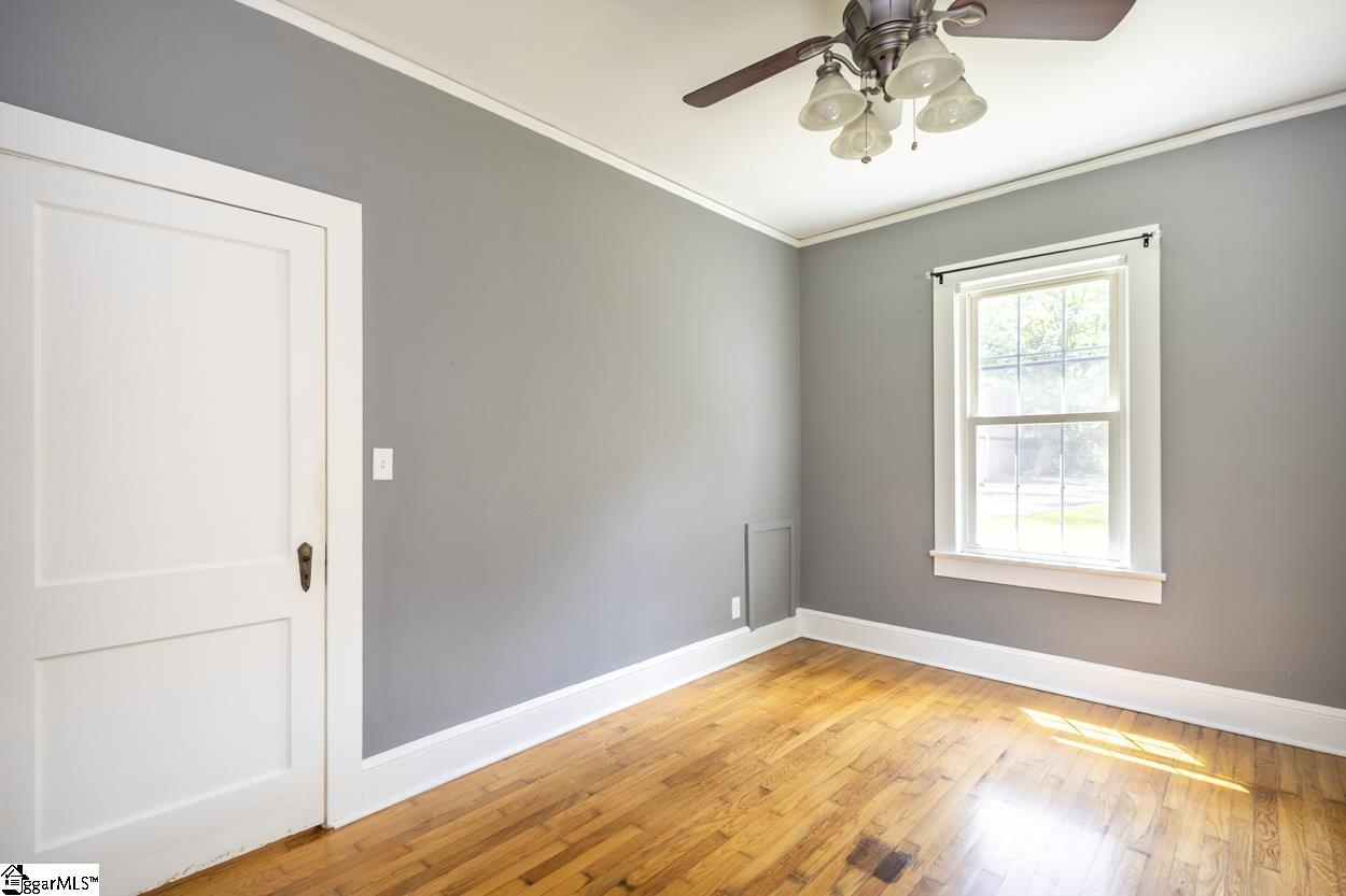 560 Athens Street Hartwell, GA 30643