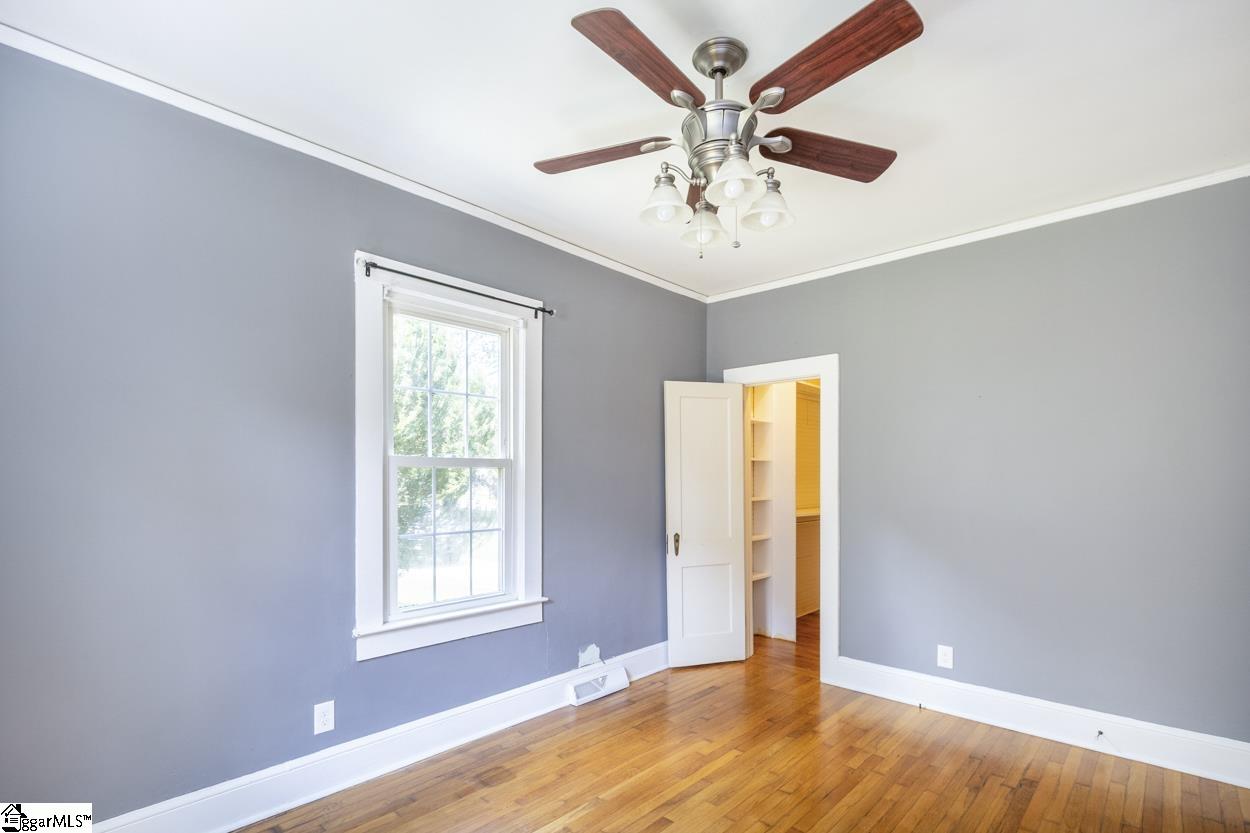 560 Athens Street Hartwell, GA 30643