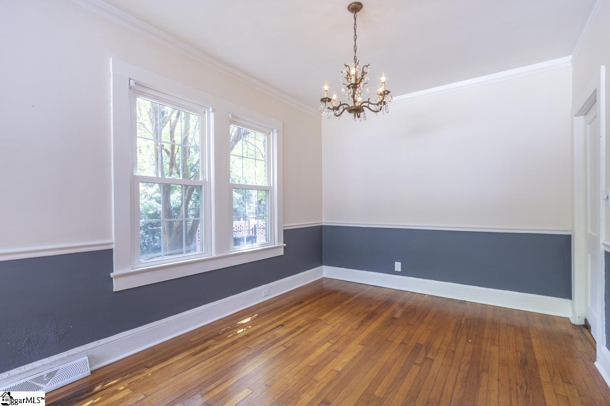 560 Athens Street Hartwell, GA 30643