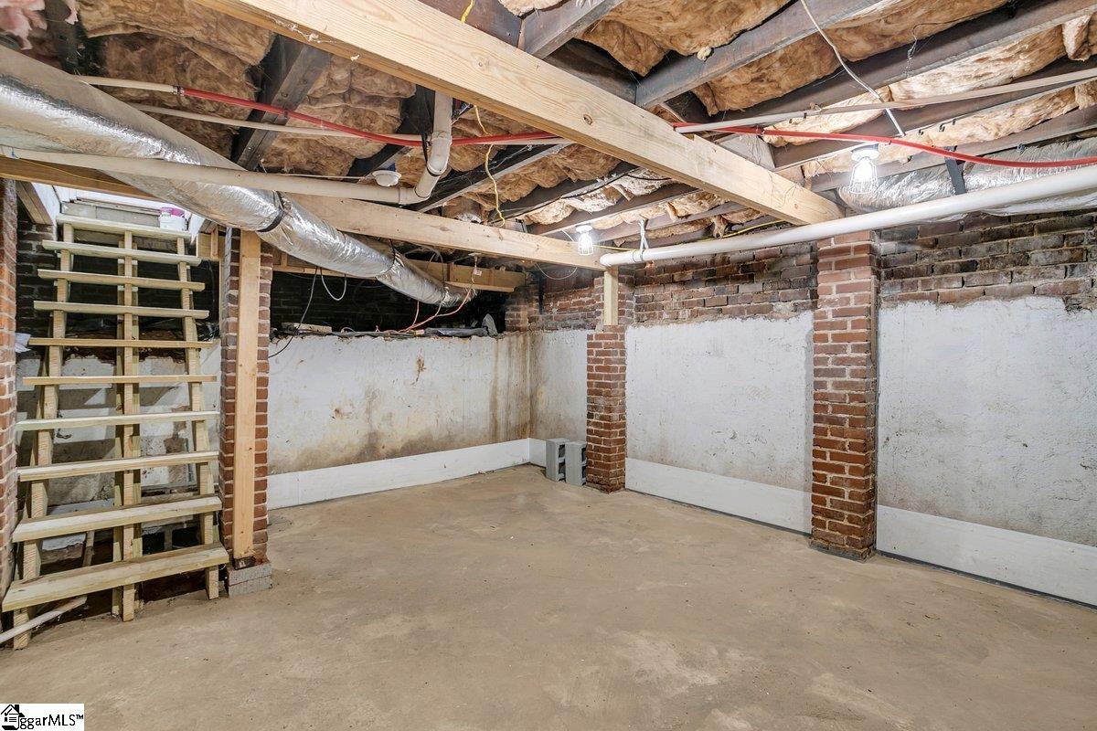 714 Arlington Avenue Greenville, SC 29601