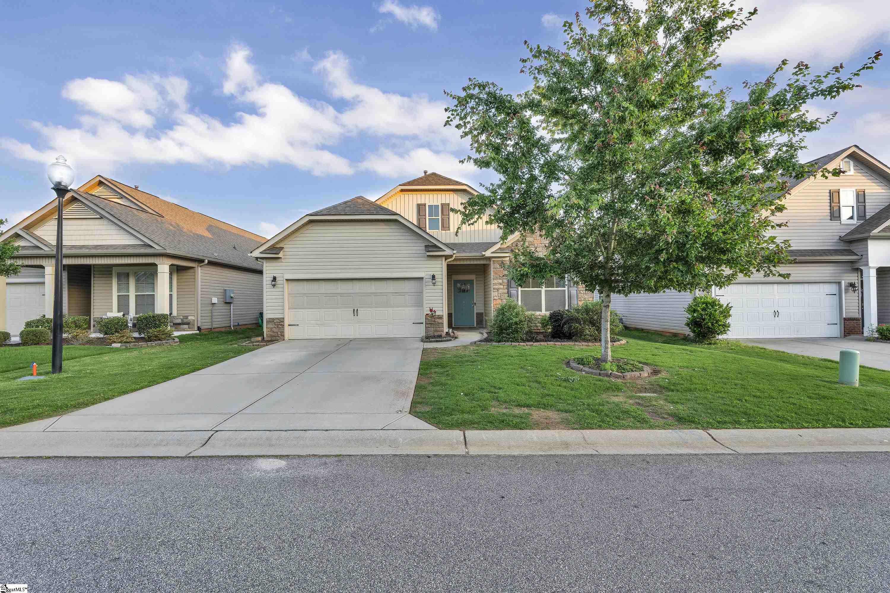 878 Deepwood Court Boiling Springs, SC 29316