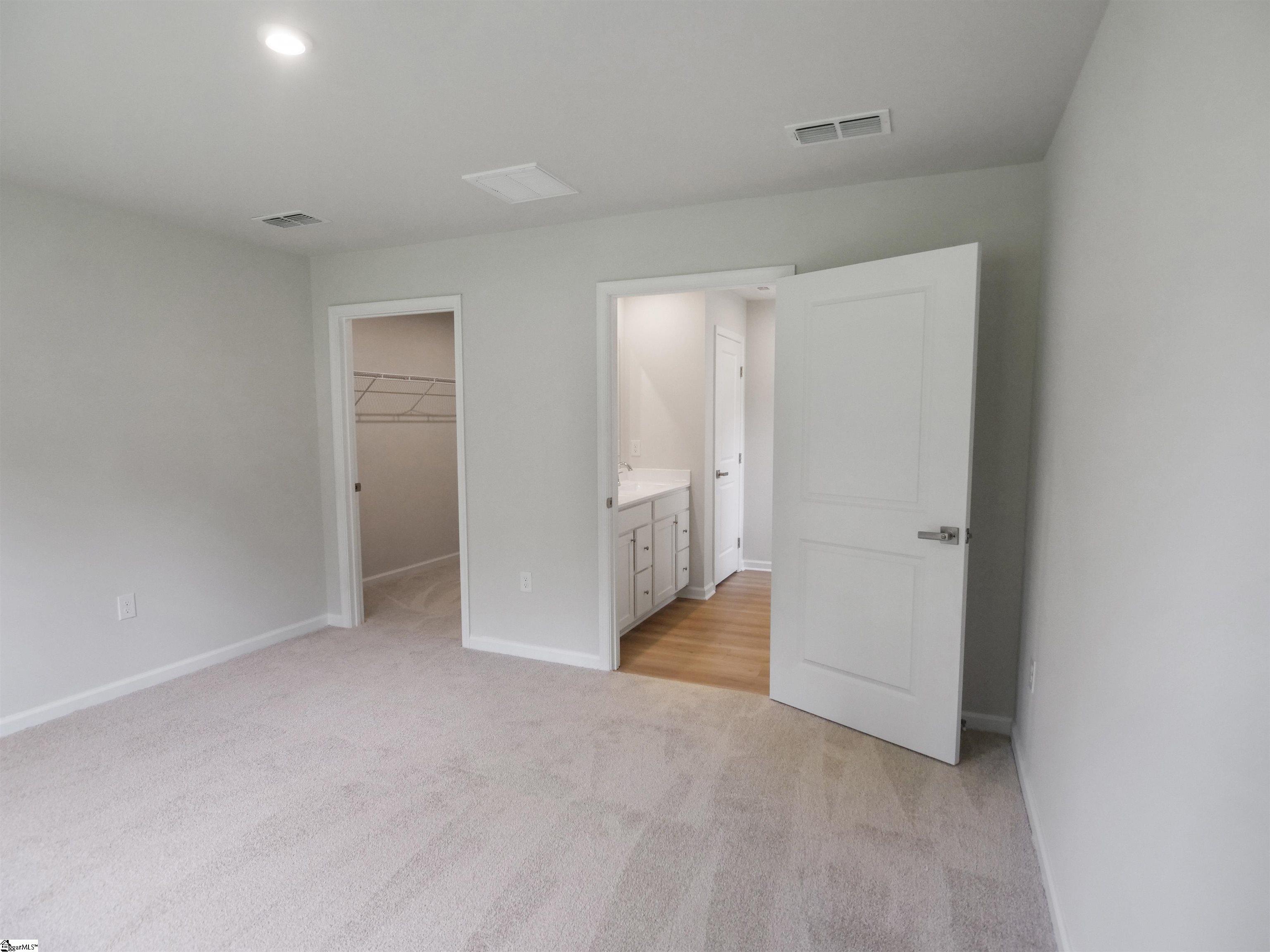 14 Buster Alice Way Piedmont, SC 29673
