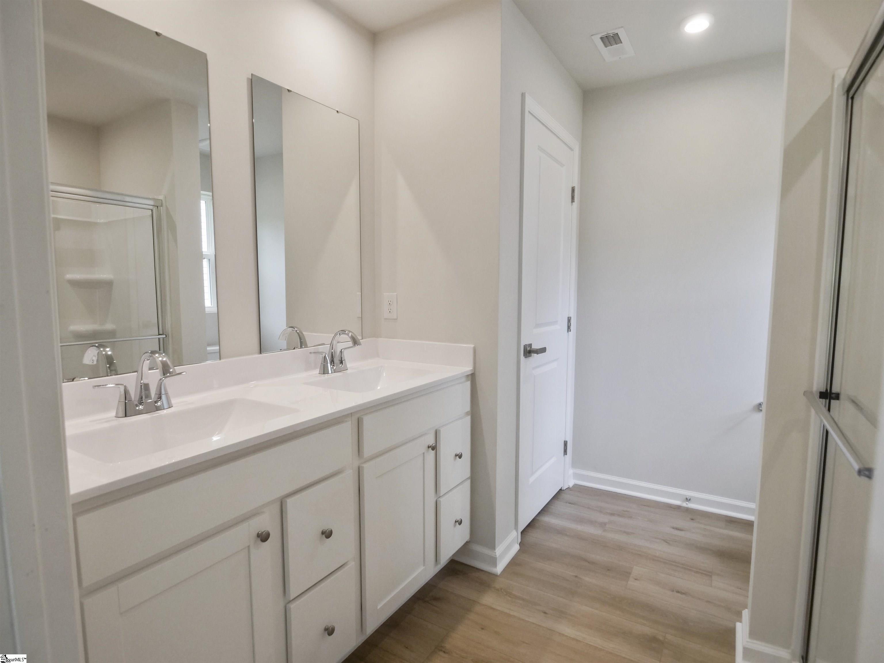 14 Buster Alice Way Piedmont, SC 29673